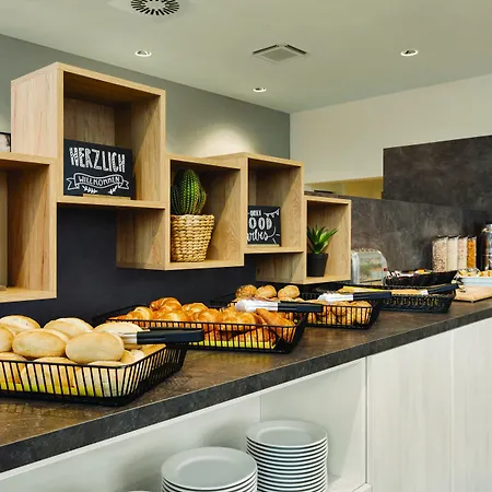 Super 8 By Wyndham Otel Koblenz (Rhineland-Palatinate)