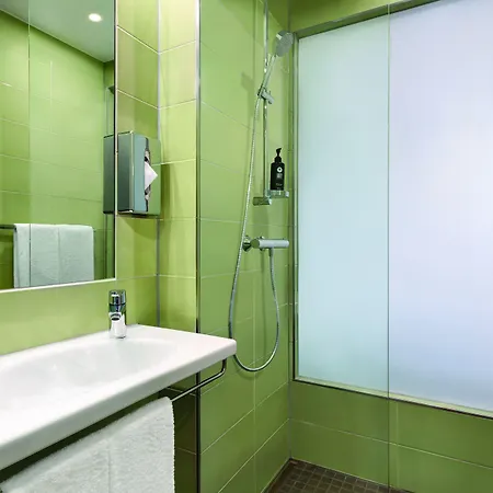 Super 8 By Wyndham Hotel 3*