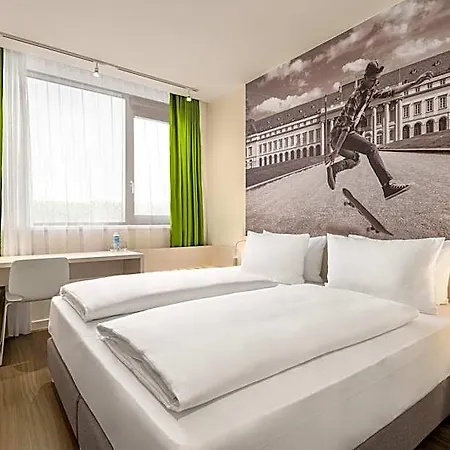 Premier Hotel