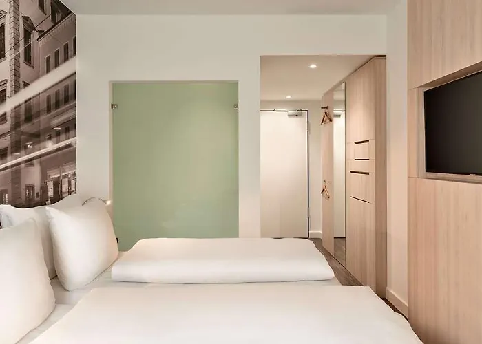 Super 8 By Wyndham Hotel Coblence