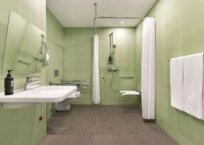 Super 8 By Wyndham Hotel 3*