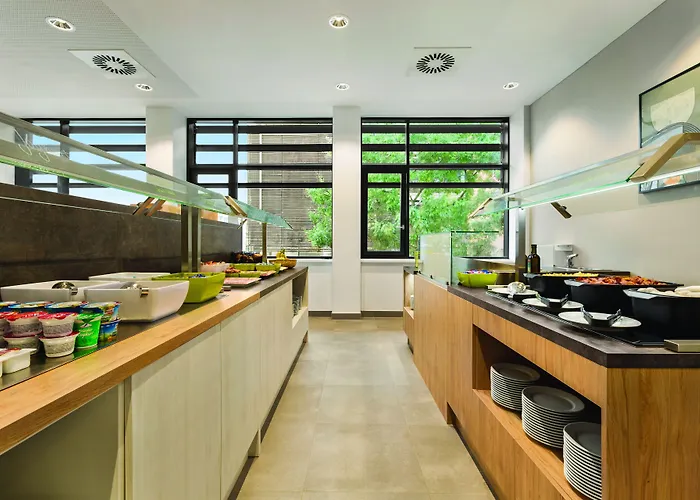 Super 8 By Wyndham 3*