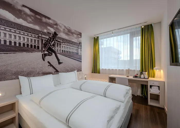 Premier Inn Koblenz City Otel